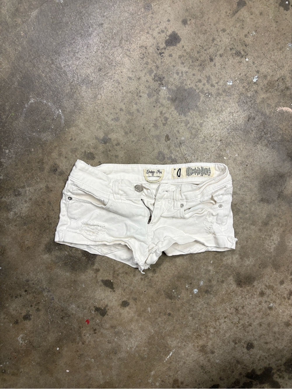 White Women's Low-rise Micro Denim Shorts - Indigo Rein Vintage Size 0